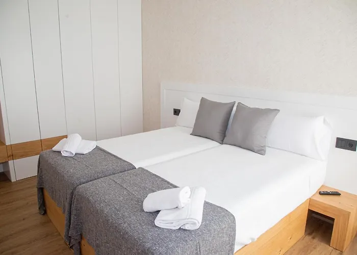 Praza Coles 3* Melide